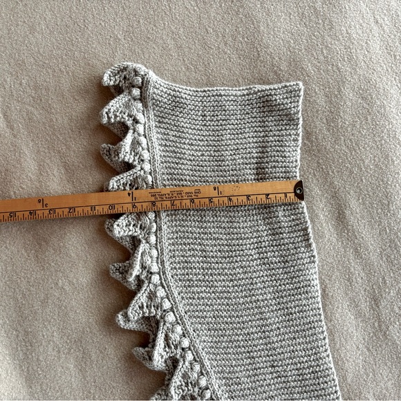 Hand Knit Woolen Scarf - Picture 6 of 6